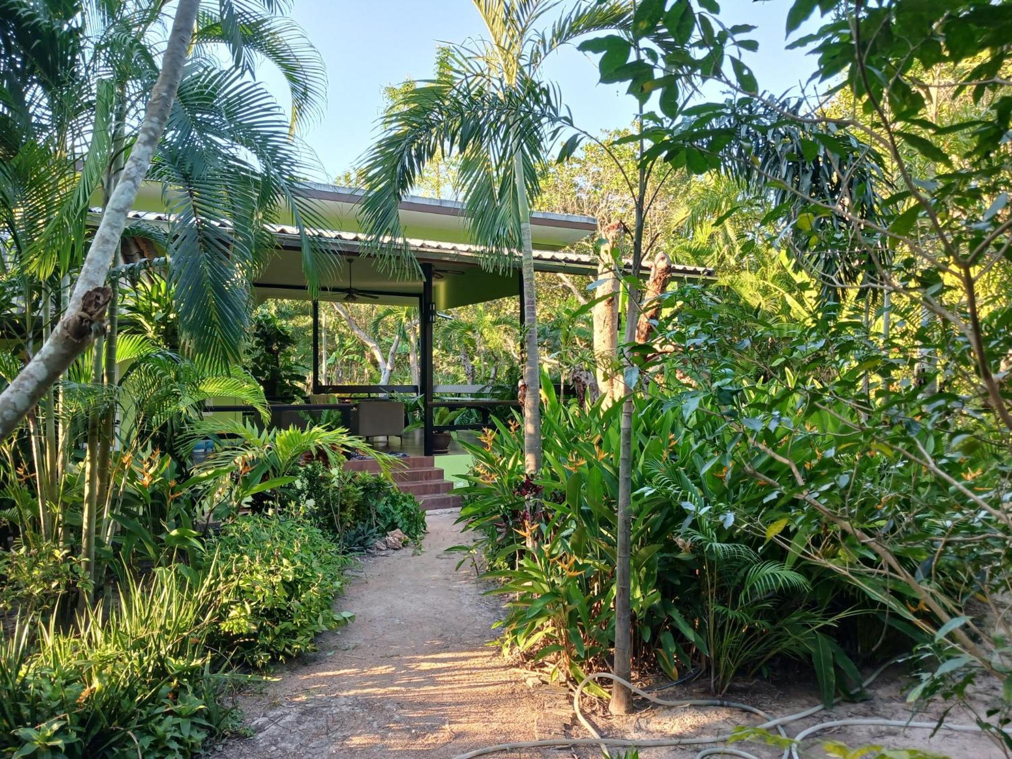 Farm Madame Fleur Apartment Cha-Am Exterior photo